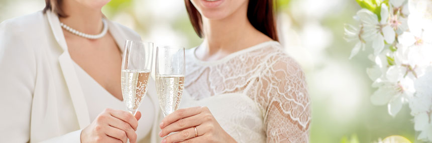 L'organisation d'une cérémonie de mariage lesbien