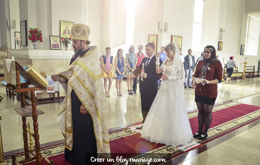 Photos des invités : Les mariés pourront ainsi rattraper les moments manqués au sein d'un espace commun, seulement accessible aux invités auxquels ont aura créé un accès.